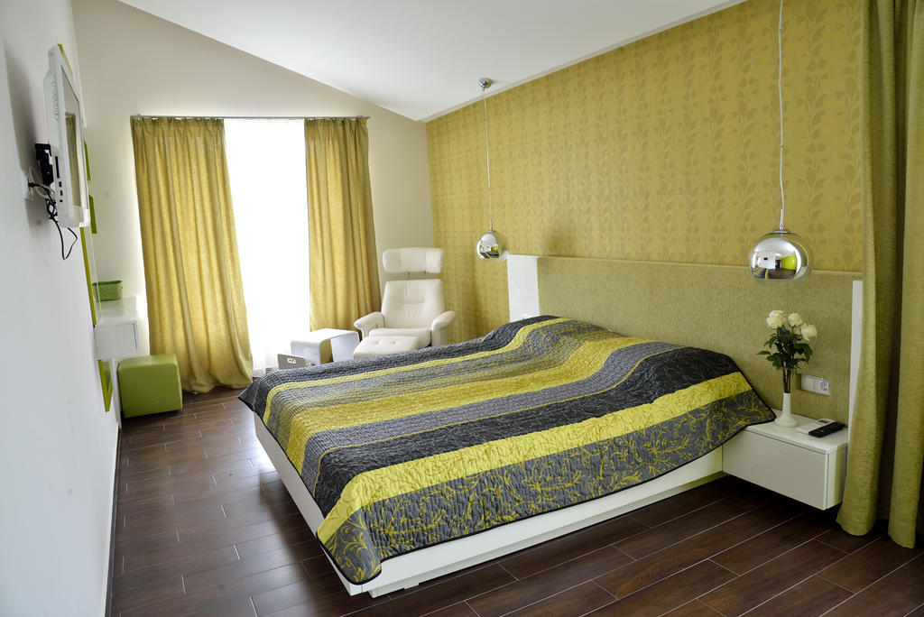 Glicinia Hotel Sables d'or Chambre photo