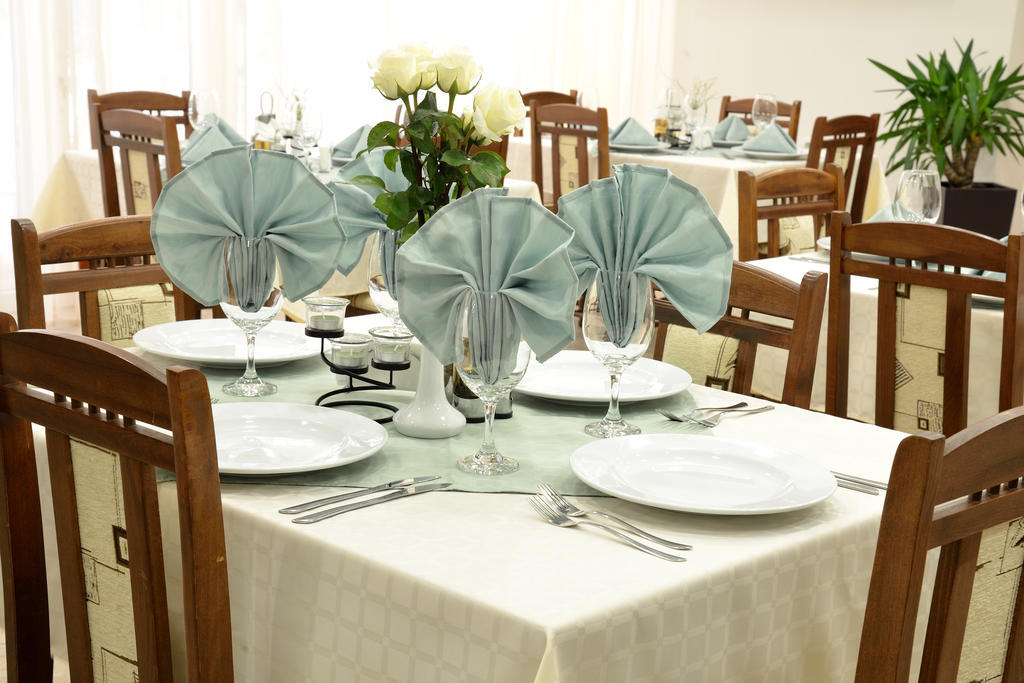 Glicinia Hotel Sables d'or Extérieur photo