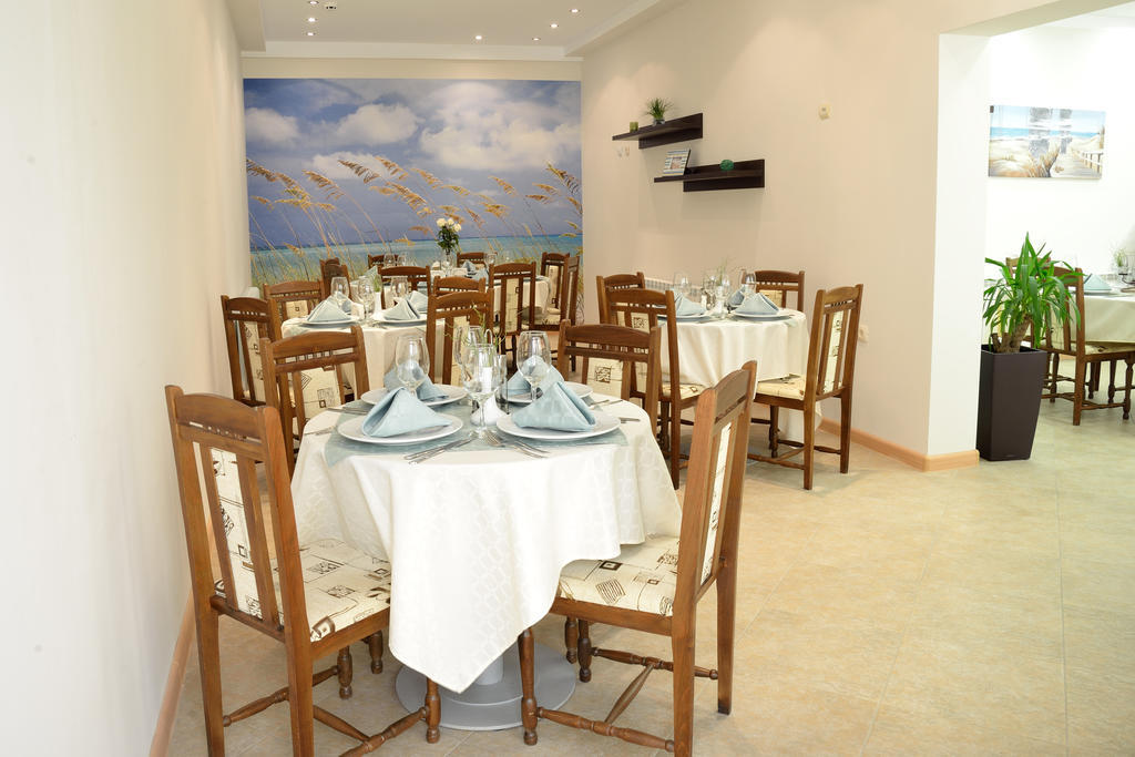 Glicinia Hotel Sables d'or Extérieur photo
